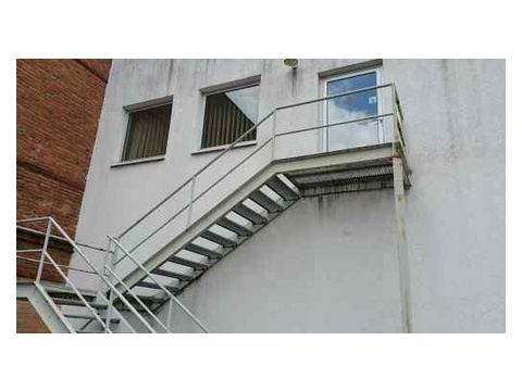 Bürohaus mieten, pachten in Homburg, 151 m² Bürofläche