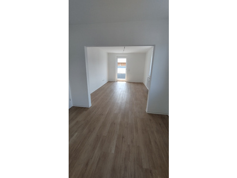 2- Zimmer WHG mit Balkon und tollem Panoramablick, Ideal für Kapitalanleger!