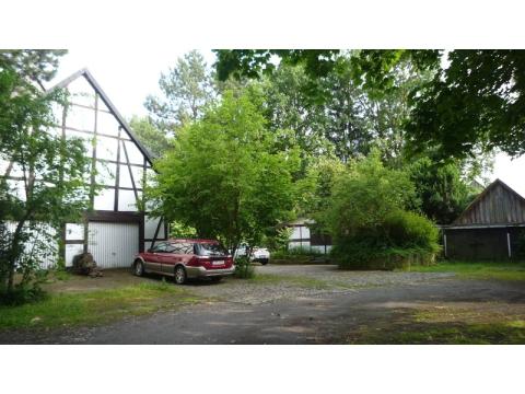 Anbau mit Garagen