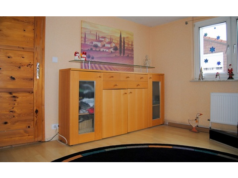 Büro mit Zugang auf Terrasse