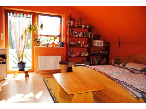 Schlafzimmer (2)