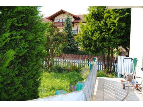 Teilansicht Garten (1)