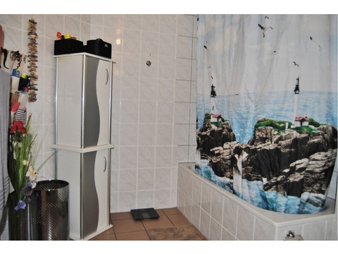 Badezimmer Einrichtungsbeispiel