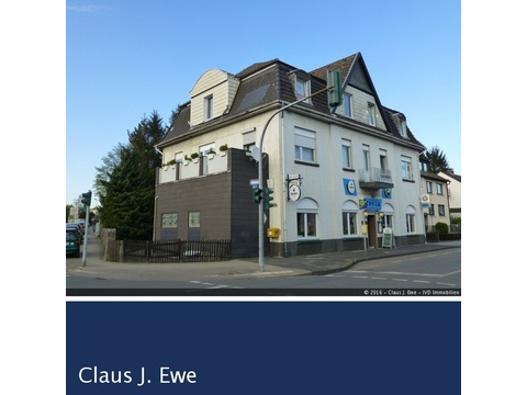 Mehrfamilienhaus kaufen in Mülheim an der Ruhr, mit Stellplatz, 600 m² Grundstück, 480 m² Wohnfläche, 12 Zimmer