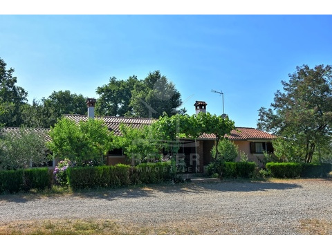Gastronomie und Wohnung kaufen in Poreč