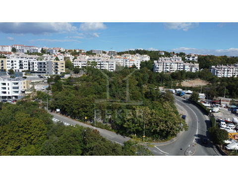 Großzügiges Baugrundstück nahe Rijeka