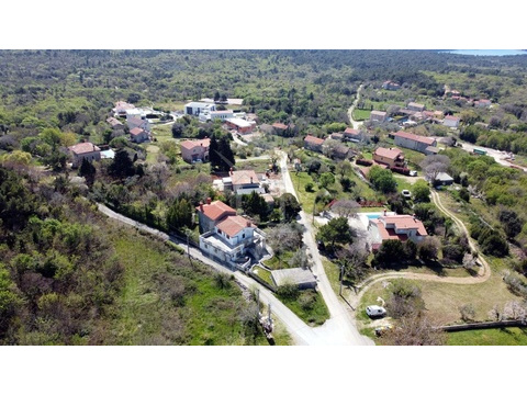 Doppelhaushälfte kaufen in Sveti Lovreč Labinski, mit Garage, 530 m² Grundstück, 150 m² Wohnfläche, 5 Zimmer