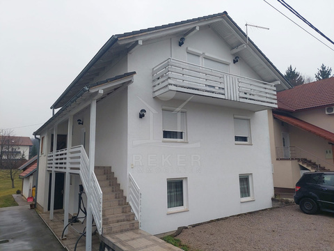Haus kaufen in Šestanovac, mit Stellplatz, 542 m² Grundstück, 270 m² Wohnfläche, 7 Zimmer