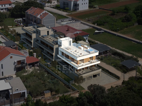 Penthousewohnung kaufen in Zadar, mit Garage, mit Stellplatz, 254,92 m² Wohnfläche, 3 Zimmer