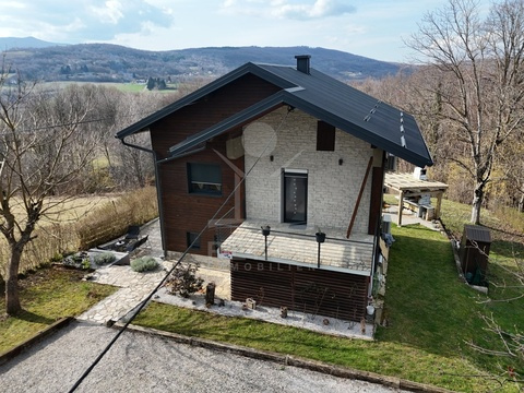 Einfamilienhaus kaufen in Rakovica, 1.481 m² Grundstück, 112 m² Wohnfläche, 4 Zimmer