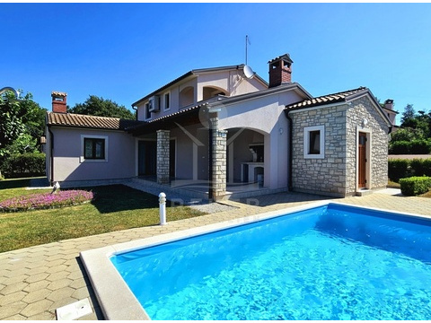 Villa kaufen in Sveti Lovreč, mit Stellplatz, 598 m² Grundstück, 140 m² Wohnfläche, 4 Zimmer