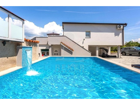 Einfamilienhaus kaufen in Dobrinj, mit Stellplatz, 322 m² Grundstück, 170 m² Wohnfläche, 4 Zimmer