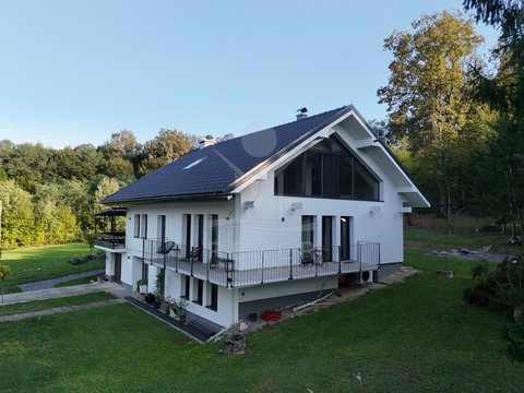 Villa kaufen in Žakanje, mit Garage, 6.683 m² Grundstück, 390 m² Wohnfläche, 9 Zimmer