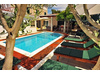 Villa kaufen in Gespanschaft Split-Dalmatien, mit Stellplatz, 800 m² Grundstück, 610 m² Wohnfläche, 20 Zimmer