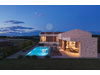 Villa kaufen in Brtonigla, mit Stellplatz, 2.000 m² Grundstück, 375 m² Wohnfläche, 7 Zimmer