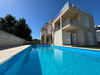 Haus kaufen in Vodice, mit Stellplatz, 600 m² Grundstück, 346 m² Wohnfläche, 8 Zimmer