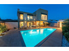 Villa kaufen in Umag, mit Stellplatz, 1.024 m² Grundstück, 206 m² Wohnfläche, 6 Zimmer