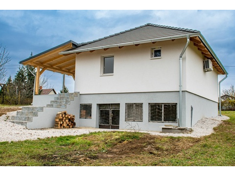 Einfamilienhaus kaufen in Zalakaros, 1.800 m² Grundstück, 75 m² Wohnfläche, 2 Zimmer