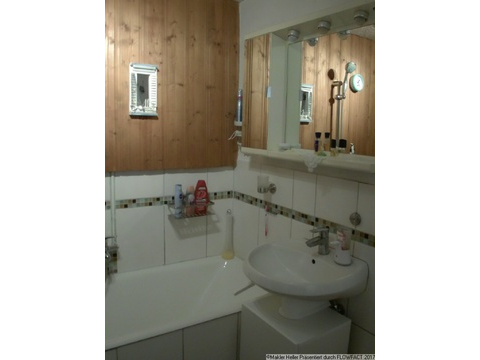 8 Badezimmer