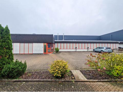 Halle mieten, pachten in Saarbrücken, 450 m² Lagerfläche