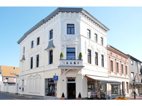 Haus kaufen in Viersen, mit Garage, 320 m² Grundstück, 229 m² Wohnfläche, 9 Zimmer