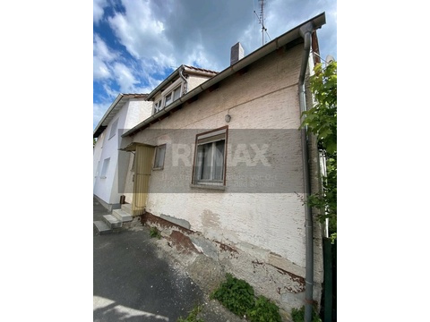 Einfamilienhaus kaufen in Kronach, 210 m² Grundstück, 128 m² Wohnfläche, 6 Zimmer