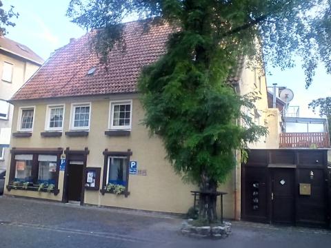 Mehrfamilienhaus kaufen in Ahlen Innenstadt, mit Stellplatz, 450 m² Grundstück, 300 m² Wohnfläche, 10 Zimmer