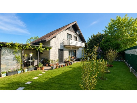 Einfamilienhaus kaufen in Uelsen, 600 m² Grundstück, 112 m² Wohnfläche, 4 Zimmer