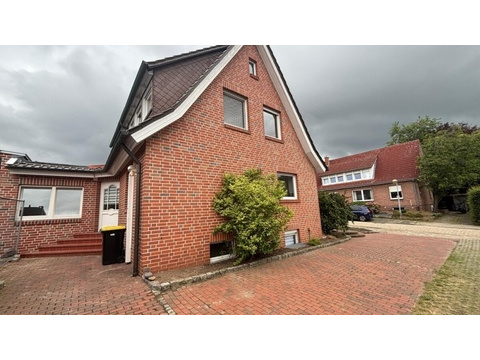 Einfamilienhaus kaufen in Uelsen, 385 m² Grundstück, 133 m² Wohnfläche, 4 Zimmer