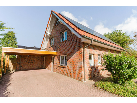 Einfamilienhaus kaufen in Uelsen, 643 m² Grundstück, 137,7 m² Wohnfläche, 5 Zimmer