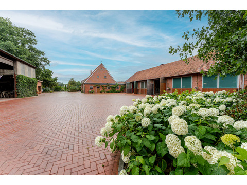 Bauernhaus kaufen in Bad Bentheim, 17.000 m² Grundstück