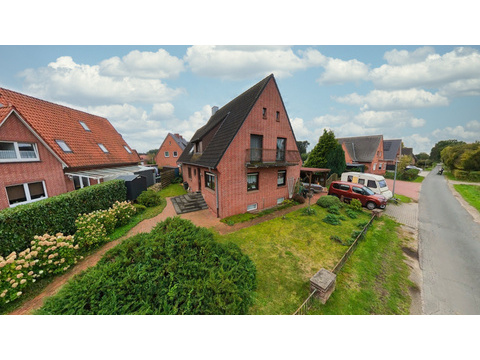 Einfamilienhaus kaufen in Neuenhaus, mit Stellplatz, 668 m² Grundstück, 178 m² Wohnfläche, 6 Zimmer