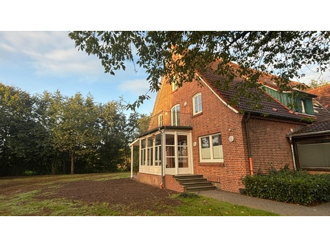 Doppelhaushälfte mieten in Neuenhaus, 600 m² Grundstück, 160 m² Wohnfläche, 5 Zimmer