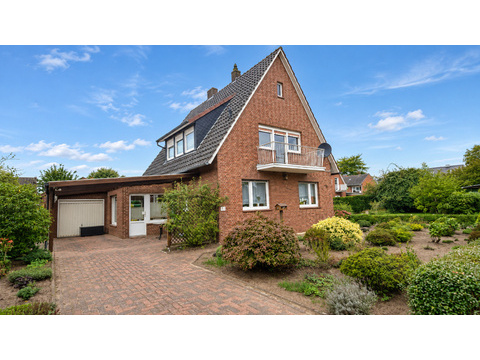 Einfamilienhaus kaufen in Neuenhaus, 808 m² Grundstück, 115,8 m² Wohnfläche, 5 Zimmer
