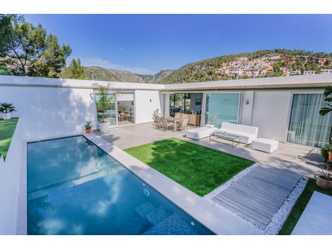 Villa kaufen in Calvià, mit Stellplatz, 753 m² Grundstück, 250 m² Wohnfläche, 4 Zimmer