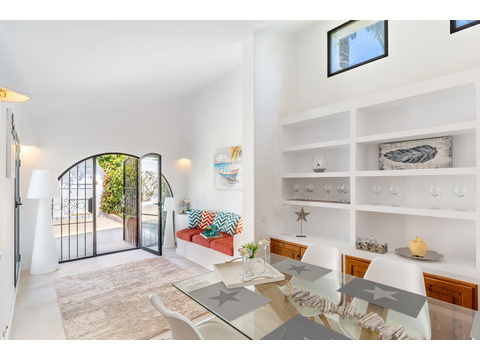 Villa kaufen in Calvià, mit Stellplatz, 250 m² Grundstück, 120 m² Wohnfläche, 6 Zimmer