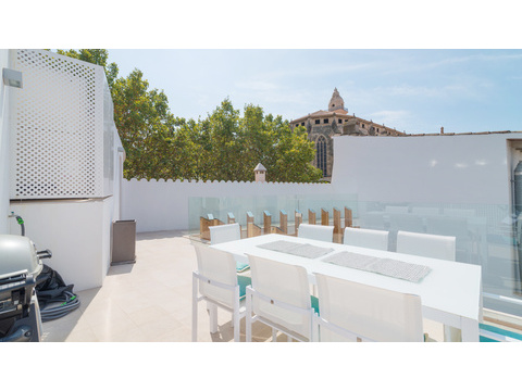 Stadthaus kaufen in Palma, mit Garage, 460 m² Wohnfläche, 6 Zimmer