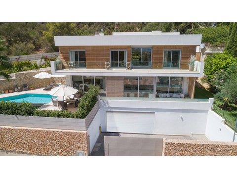 Villa kaufen in Gènova, mit Stellplatz, 803 m² Grundstück, 370 m² Wohnfläche, 5 Zimmer