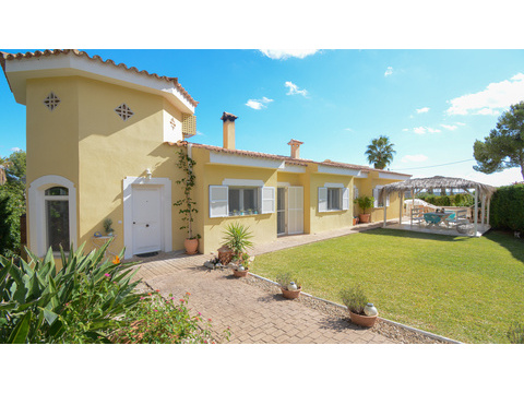 Villa kaufen in Rotes Velles, mit Stellplatz, 839 m² Grundstück, 227 m² Wohnfläche, 10 Zimmer