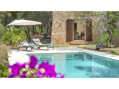 Landhaus kaufen in Calvià, mit Garage, 15.000 m² Grundstück, 250 m² Wohnfläche, 4 Zimmer