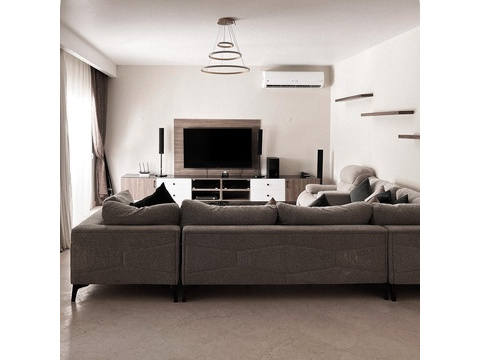 Villa kaufen, 1.000 m² Grundstück, 250 m² Wohnfläche, 4 Zimmer
