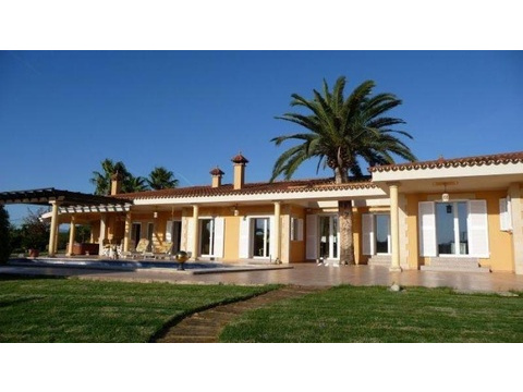 Villa kaufen in Sant Jordi, 7.500 m² Grundstück, 700 m² Wohnfläche, 7 Zimmer