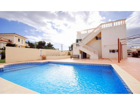 Villa kaufen in Calvià, 711 m² Grundstück, 150 m² Wohnfläche, 5 Zimmer