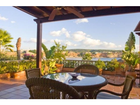 Etagenwohnung kaufen in Santa Ponsa, 202 m² Wohnfläche, 4 Zimmer