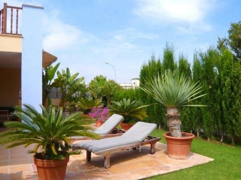 Villa kaufen in Bendinant, 200 m² Grundstück, 135 m² Wohnfläche, 3 Zimmer