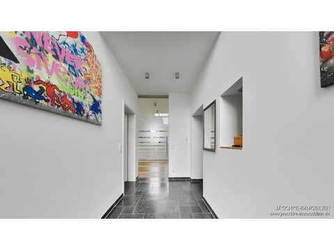 Einfamilienhaus kaufen in Aachen, mit Garage, mit Stellplatz, 633 m² Grundstück, 208,47 m² Wohnfläche, 9 Zimmer