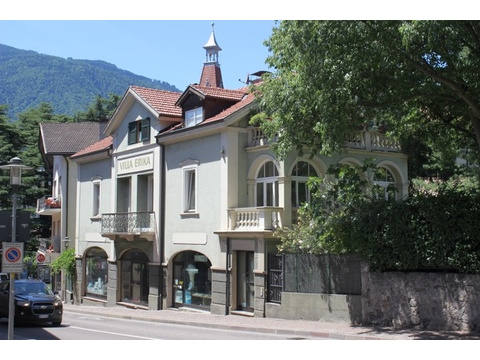 Villa kaufen in Meran, 321 m² Wohnfläche