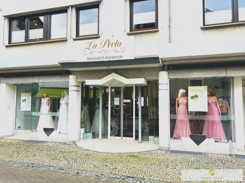 Ladenlokal mieten, pachten in Werl, mit Stellplatz, 230 m² Verkaufsfläche