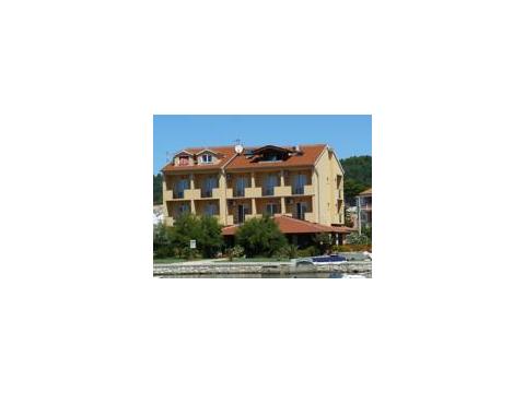 Hotel kaufen in Palit, 802 m² Gastrofläche