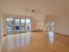 Dachgeschosswohnung kaufen in Königstein im Taunus, mit Stellplatz, 103 m² Wohnfläche, 3,5 Zimmer